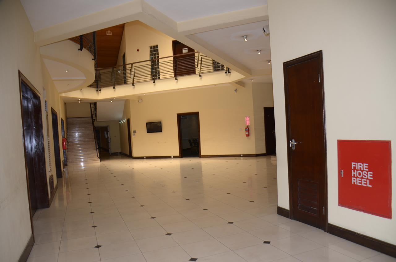Oakwood Park Hotel เลกกี ภายนอก รูปภาพ